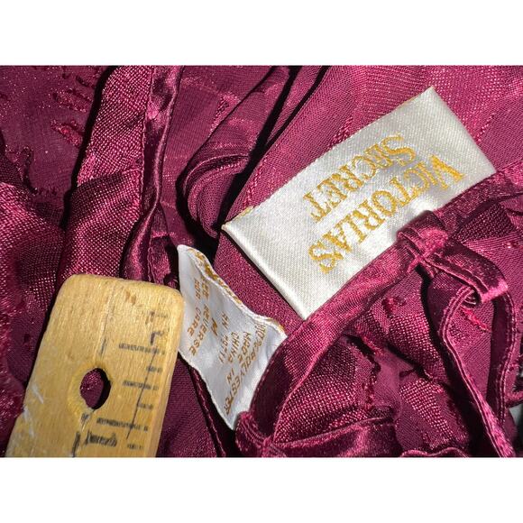 Vintage 90s Victoria Secret  Gold Label Maroon Teddy ruffles Lace Floral Medium - Picture 8 of 9